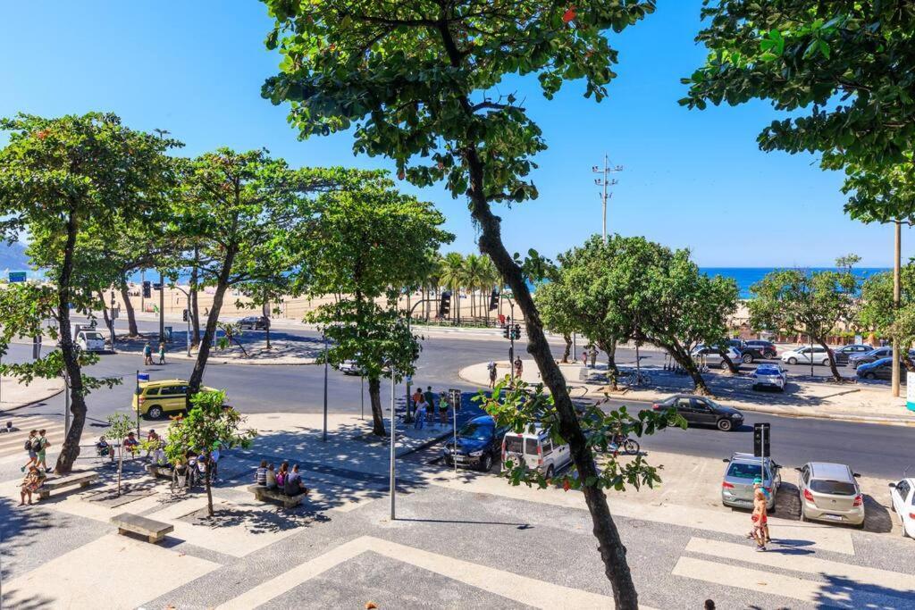 Azure Sea & Luxury Apartamento